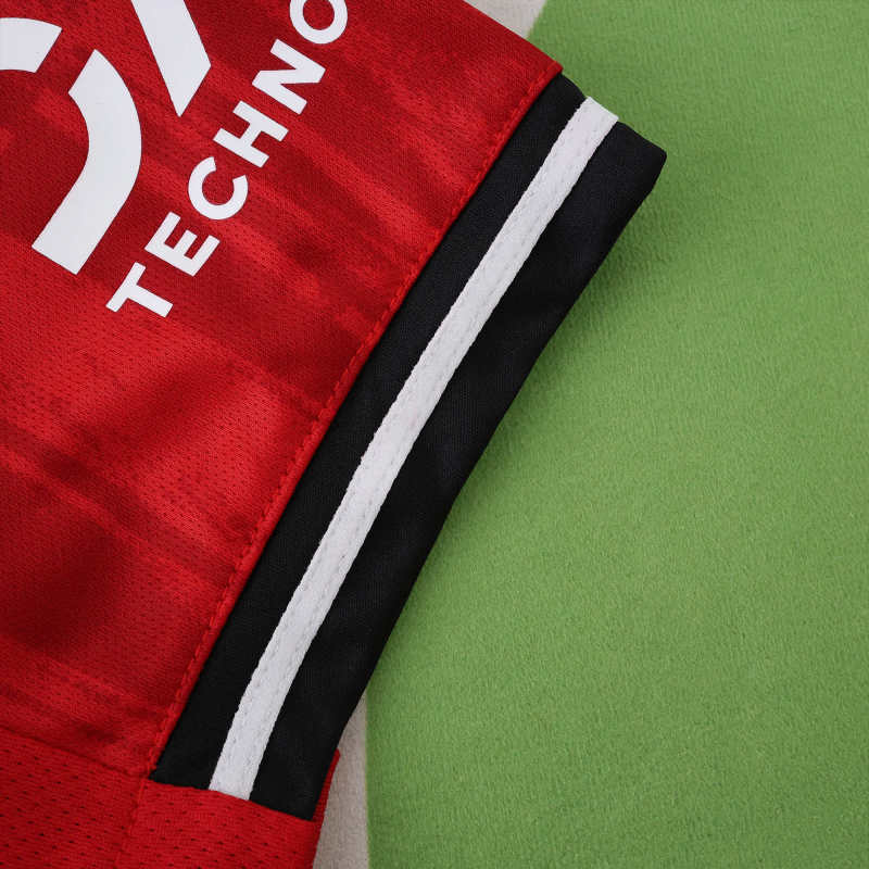 Manchester United Home Jersey 2025/26